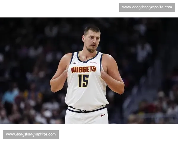 三节三双 166 次！约基奇 14+14+15 率掘金 22 分屠太阳